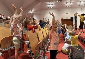 Przedstawienie teatralne pt. „O Jasiu wędrowniczku”